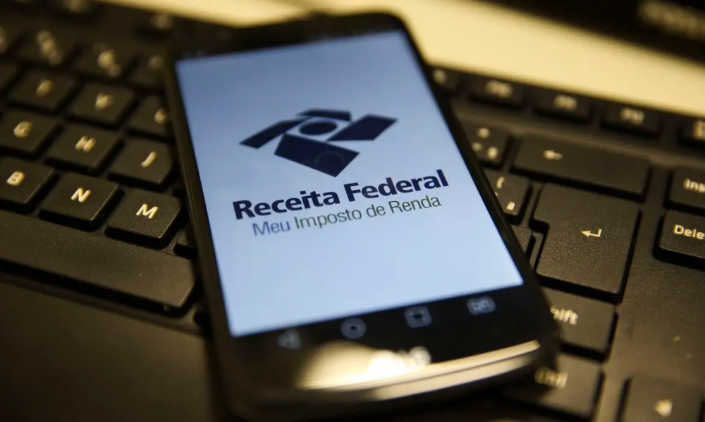 Receita paga hoje restituições de lote residual do Imposto de Renda