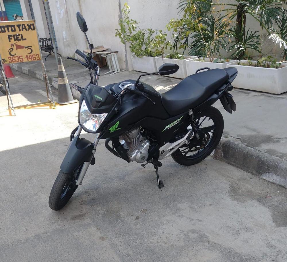 Motocicleta é tomada de assalto em posto de gasolina no Entroncamento