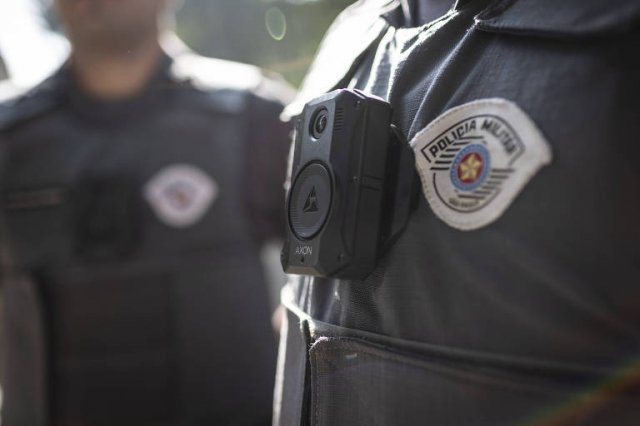 Governo anuncia regras para uso de câmeras corporais em policiais