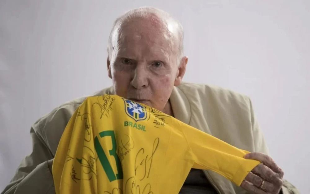 Ídolo e lenda do futebol brasileiro, Zagallo morre aos 92 anos