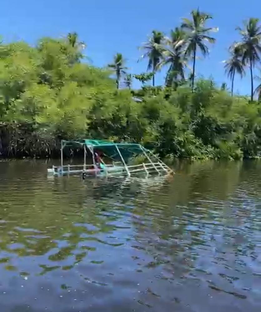 Jangada afunda com turistas durante travessia no Rio Imbassai 