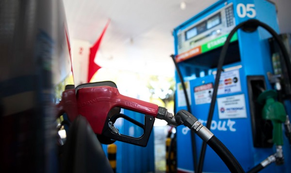 Opep mantém previsão de alta na demanda global por petróleo em 2024, em 2,2 milhões de bpd
