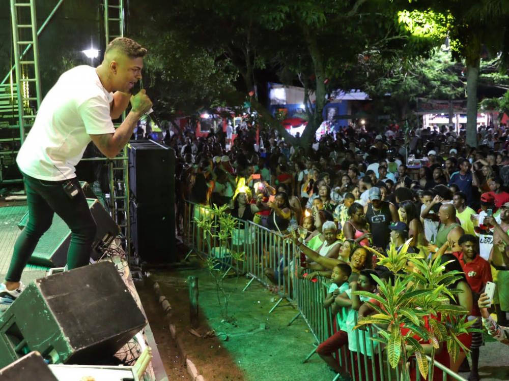 Confira a primeira noite de festa em Vila Sauípe