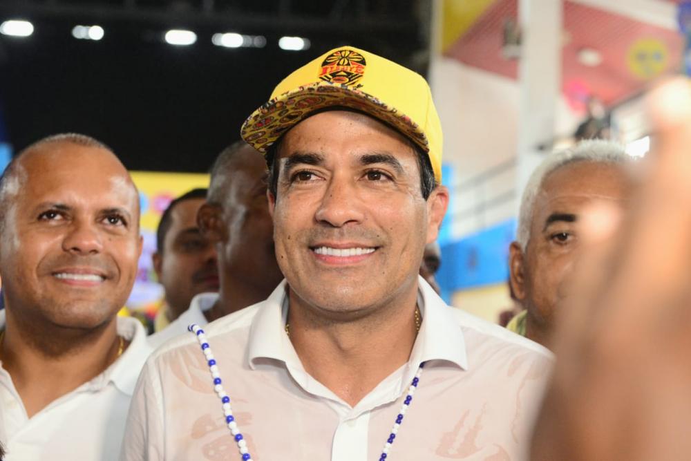 Bruno Reis lidera com 62% e venceria no 1º turno em Salvador