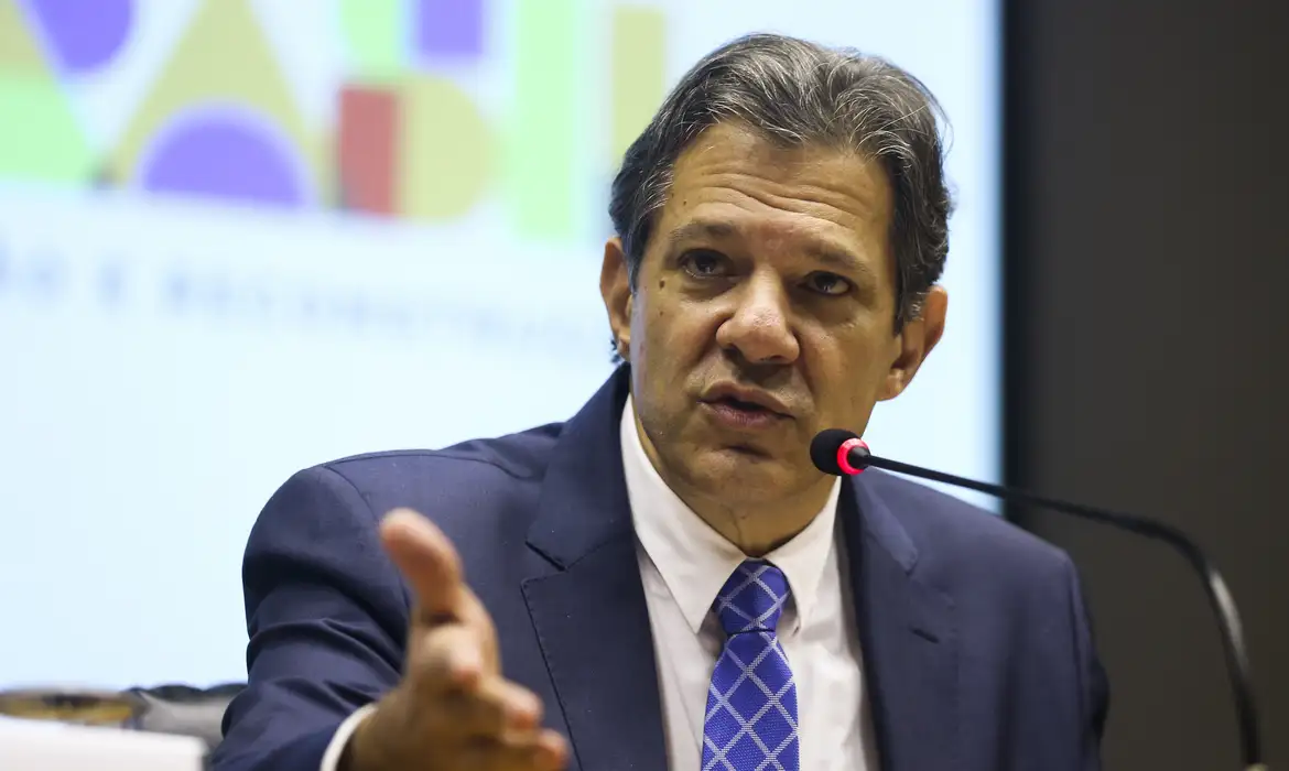Contas públicas frustram equipe econômica, e governo tem déficit de R$ 230,5 bilhões em 2023 