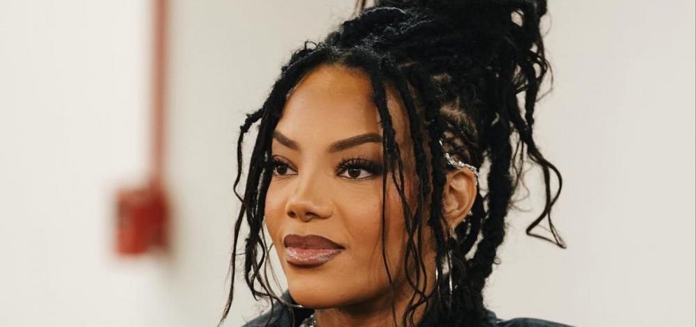 Ludmilla compra igreja e dá de presente para pastora no Rio