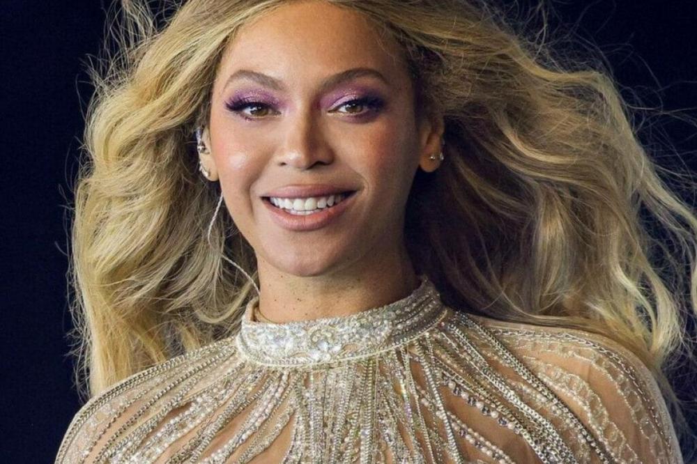 Beyoncé anuncia álbum para o dia do aniversário de Salvador