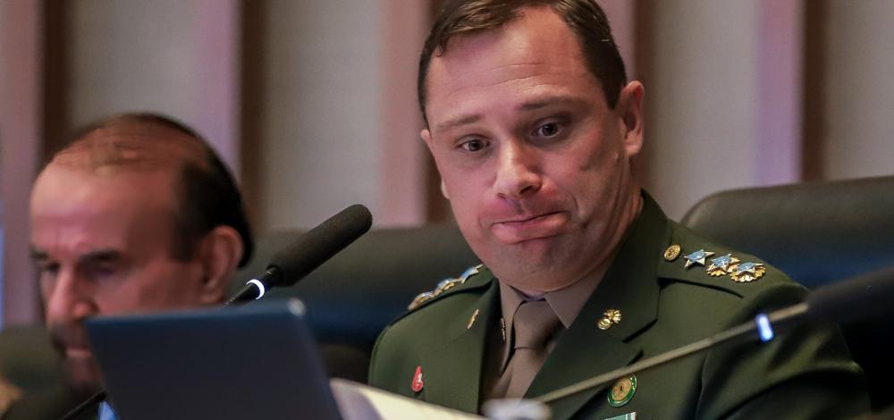 Mauro Cid pode ser promovido a coronel com investigação em andamento