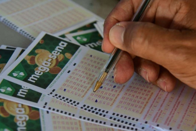 Mega-Sena acumula e premiação vai a R$ 87 milhões; sorteio será realizado na terça