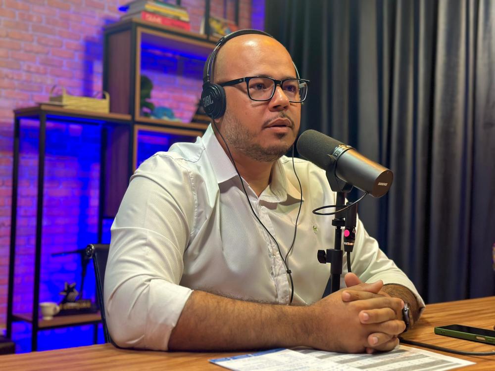 Rodrigo Martins responde críticas feitas pela vereadora Regiane da Saúde