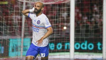 Copa do Nordeste: Bahia vence CRB e assume liderança do Grupo B