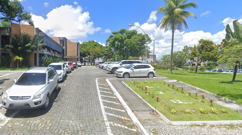 Homem é assaltado e espancado após sair do culto em Camaçari