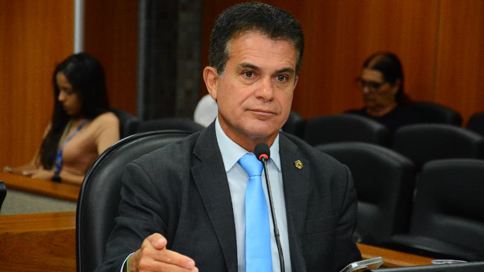 Deputado comenta sobre possível rescisão de contrato com a Coelba; entenda