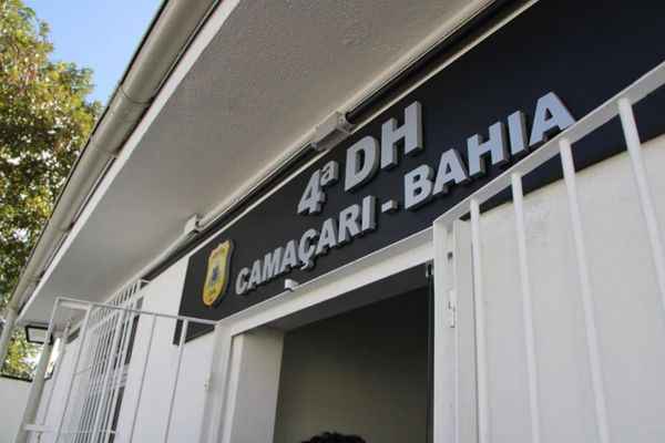 Homem é baleado, socorrido e morre em hospital de Camaçari
