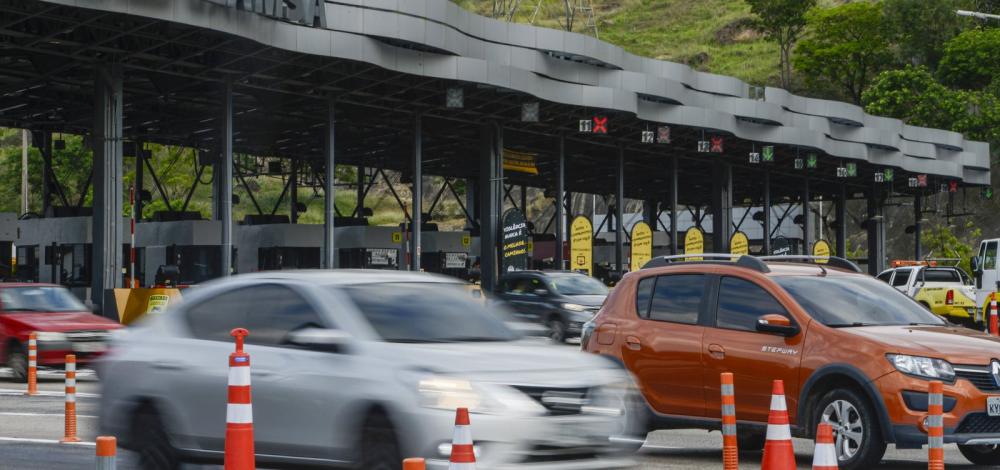 Pedágios de rodovias federais devem aceitar pagamento via Pix