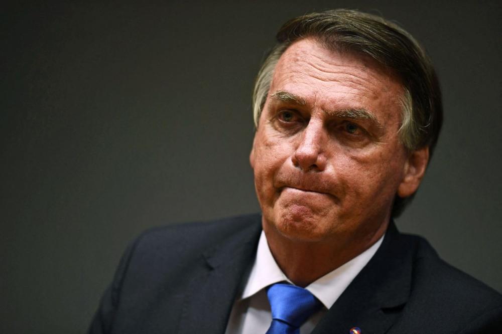 PF indicia Bolsonaro por falsificar certificado vacinal da covid-19