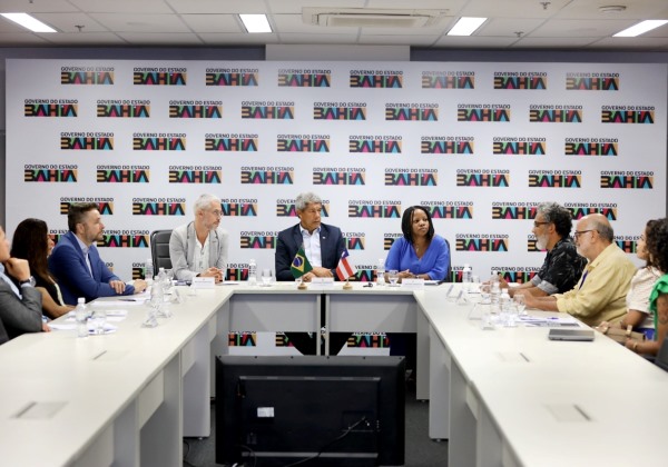 Governador recebe Ancine para avaliação de projeto que cria a Bahia Filmes no estado