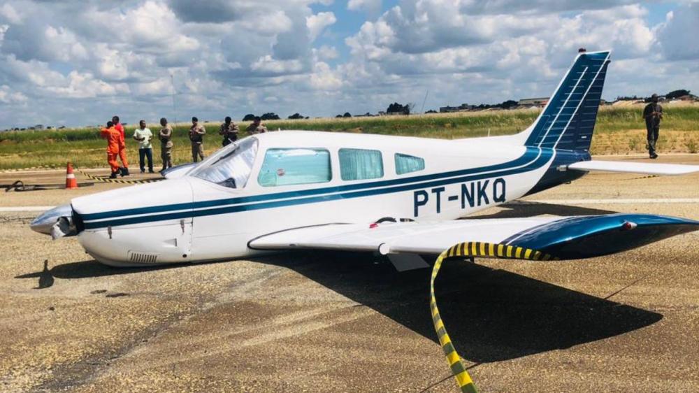 Avião “quebra” ao aterrissar por engano em aeroporto desativado na Bahia