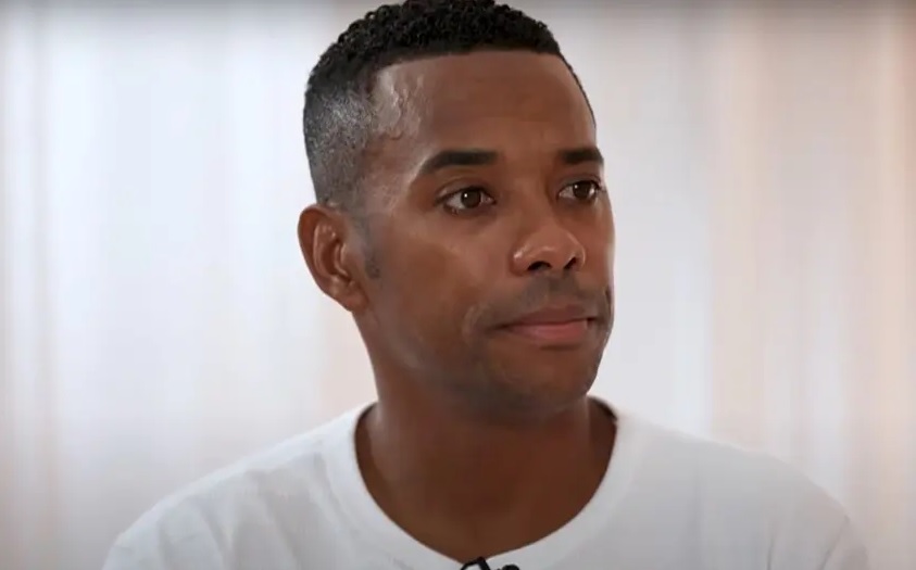 STJ decide que Robinho, condenado na Itália por estupro, deve cumprir pena no Brasil