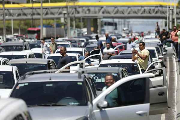 Contra PL, motoristas por aplicativo paralisam atividades nesta manhã