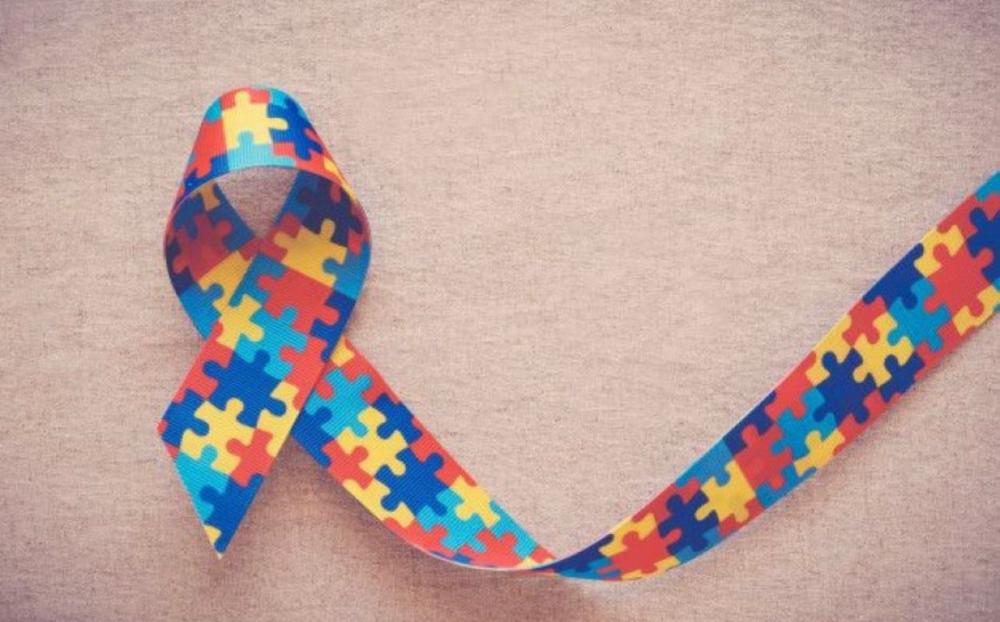 Portadores de transtorno do espectro autista de Camaçari já podem solicitar carteira de identificação