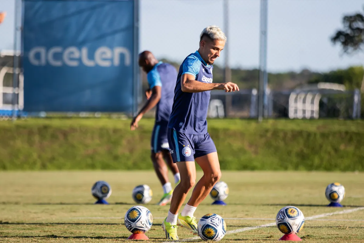 Bahia segue preparação para o Ba-Vi com tático e cobranças de falta 