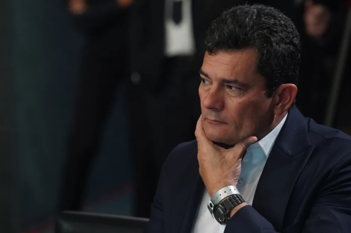 Relator no TRE-PR vota contra cassação de Moro; julgamento será retomado na quarta