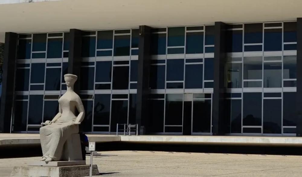 STF forma maioria contra “poder moderador” das Forças Armadas