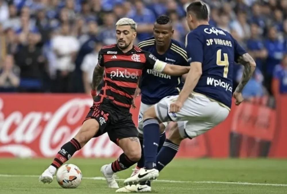 Flamengo empata por 1 a 1 com Millonarios em estreia na Libertadores