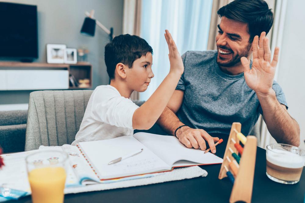 O Papel Crucial dos Pais na Responsabilidade Escolar dos Filhos