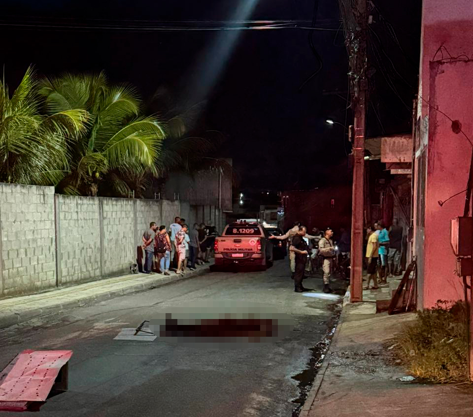 Barbeiro é assassinado a tiros após deixar estabelecimento em Camaçari