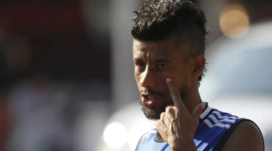 Ex-Flamengo pode ser despejado de mansão no Rio de Janeiro; entenda