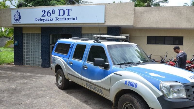 Polícia prende homem com grande quantidade de drogas em Camaçari