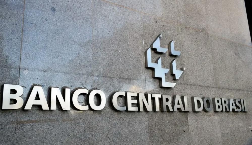 BC lança moeda de R$ 5 em comemoração aos 200 anos da 1ª Constituição