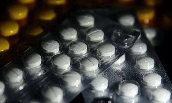 Preços dos medicamentos para hospital sobem 0,36% em março após dez quedas seguidas