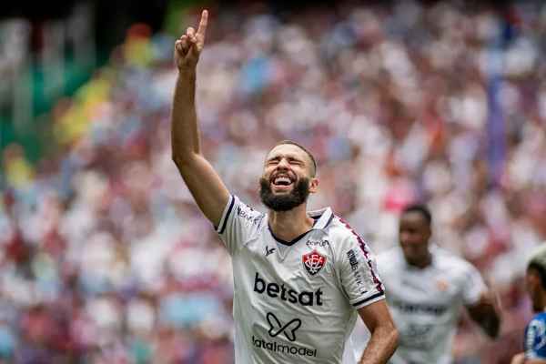 Vitória nega ter recebido proposta do Athletico-PR por Wagner Leonardo