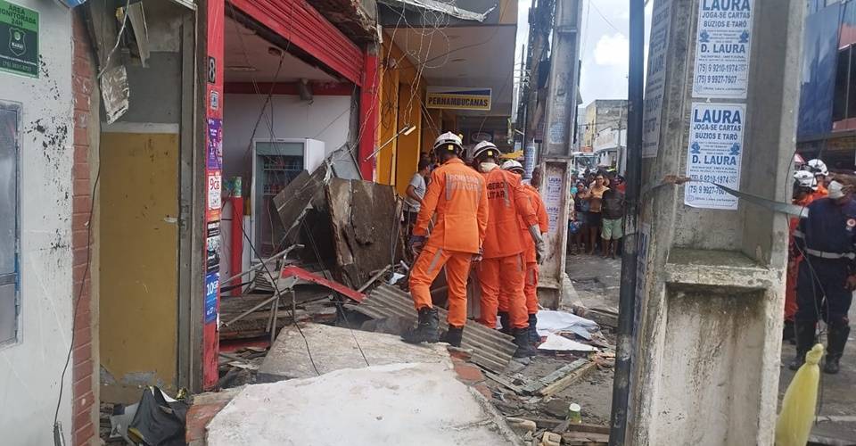 Morre segunda vítima do desabamento de marquise em Alagoinhas