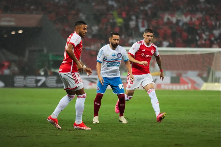 Bahia leva virada e perde para o Inter na estreia da Série A