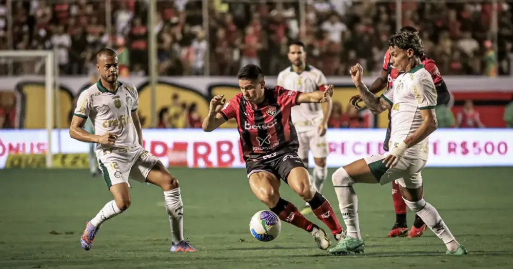 Vitória retorna à Série A com derrota apertada para o Palmeiras