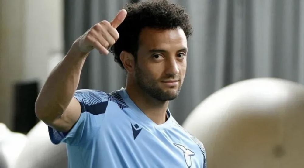 Palmeiras anuncia pré-contrato com meia da Lazio