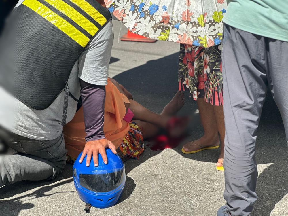  Idosa fratura pé após incidente em ônibus no Centro de Mata de São João 
