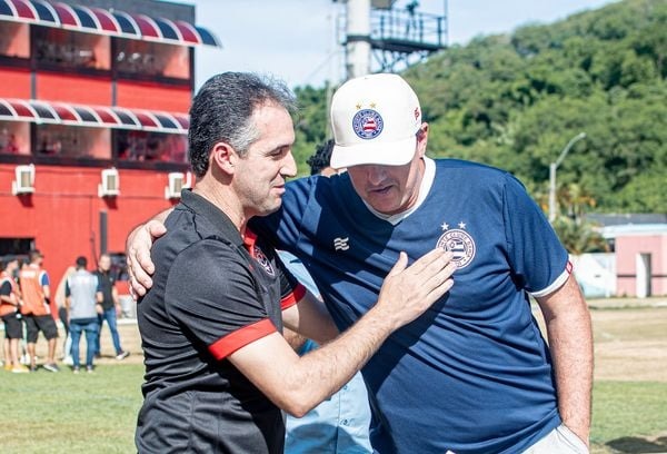 Vitória x Bahia: veja onde assistir, escalações e arbitragem