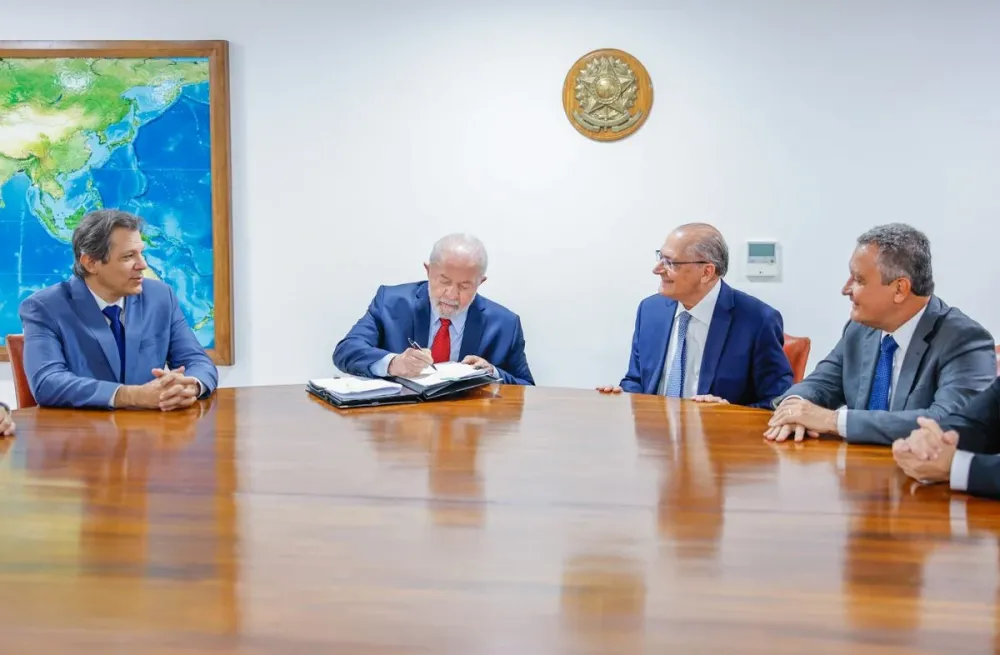 Após cobrança de Lula, ministros vão priorizar reforma tributária,  renegociação de dívidas e programa de veículos sustentáveis