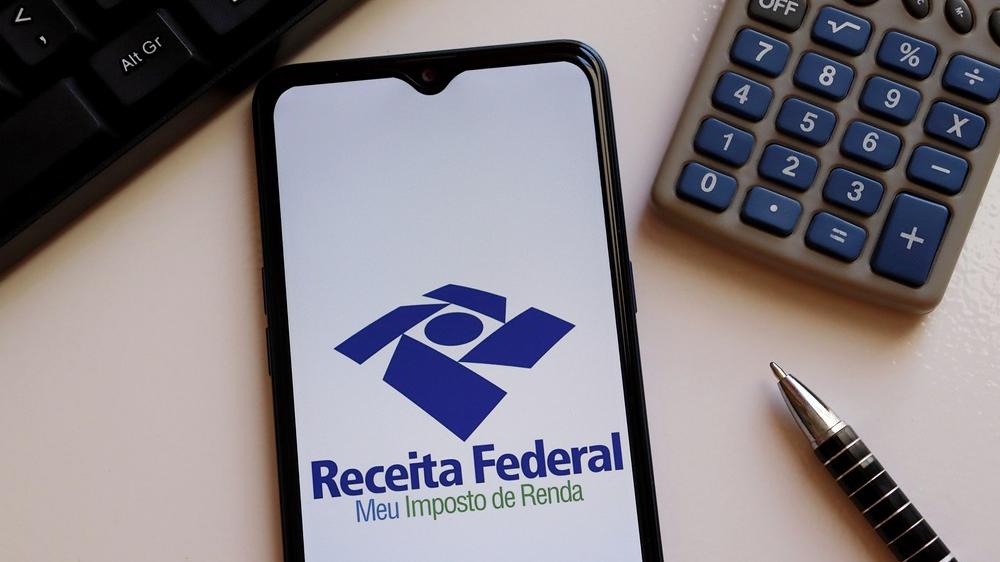 Mais de 40% dos contribuintes entregaram declaração do IR