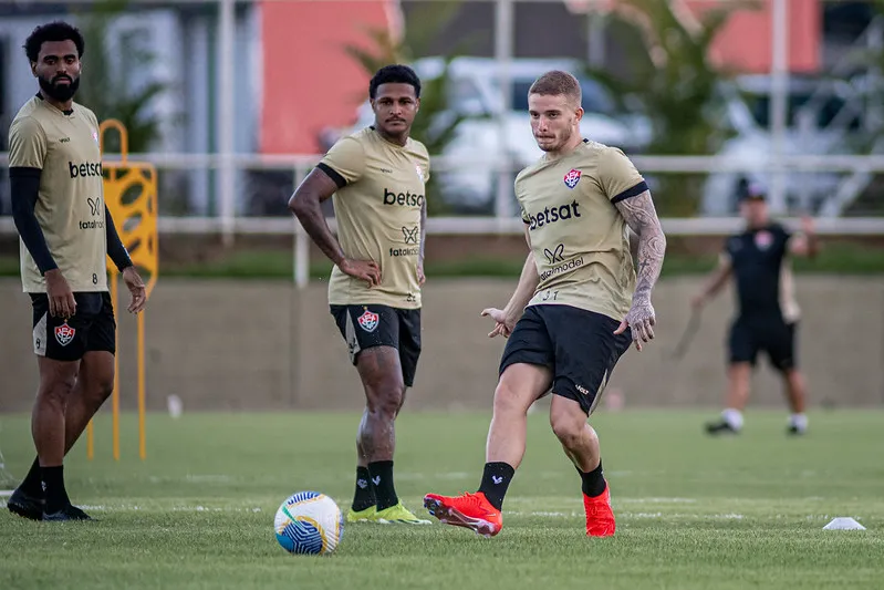 Cruzeiro x Vitória: veja onde assistir, horário e escalações 
