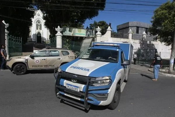 Mulher dada como morta por familiares 'ressuscita' após chegada do rabecão em Salvador