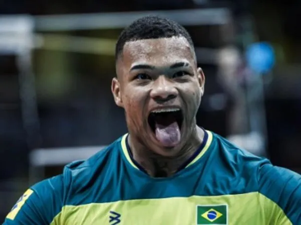 Após título na Superliga de Vôlei, Darlan comemora acesso a Paris-2024