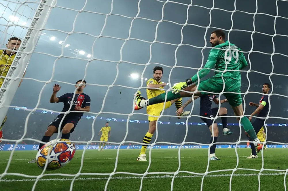 Borussia Dortmund vence na visita ao PSG e vai à final da Champions