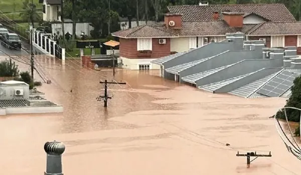 Chuvas no RS devem causar alta de preços de alimentos, diz Fecomercio
