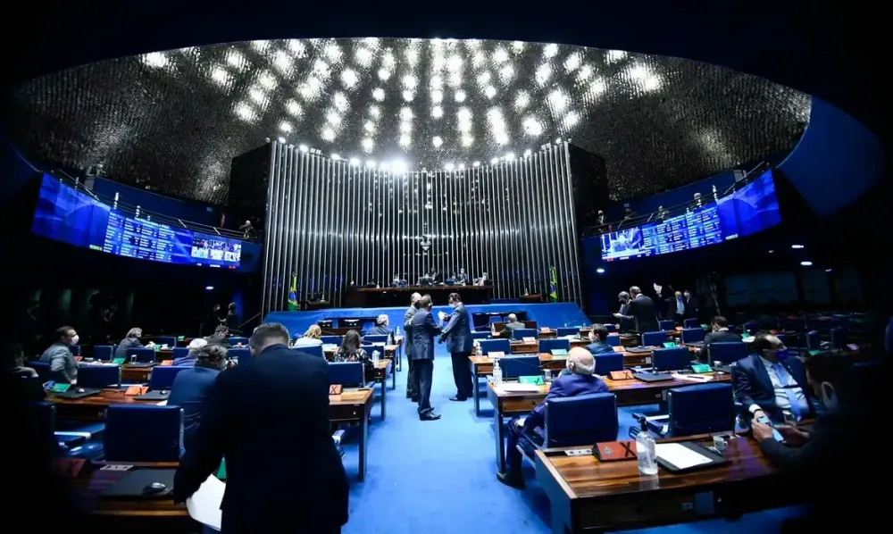 Senado aprova retorno do seguro obrigatório para veículos